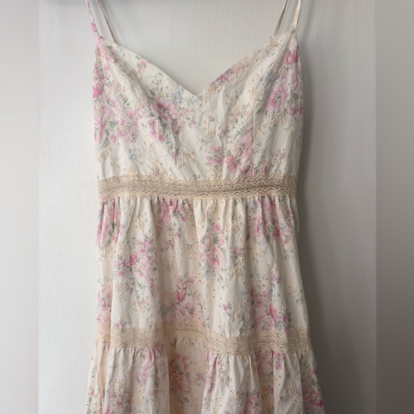 Altar’d State 100% Cotton Floral Eyelet Dress – XS –cottage-core tiered sundress - Picture 3 of 4